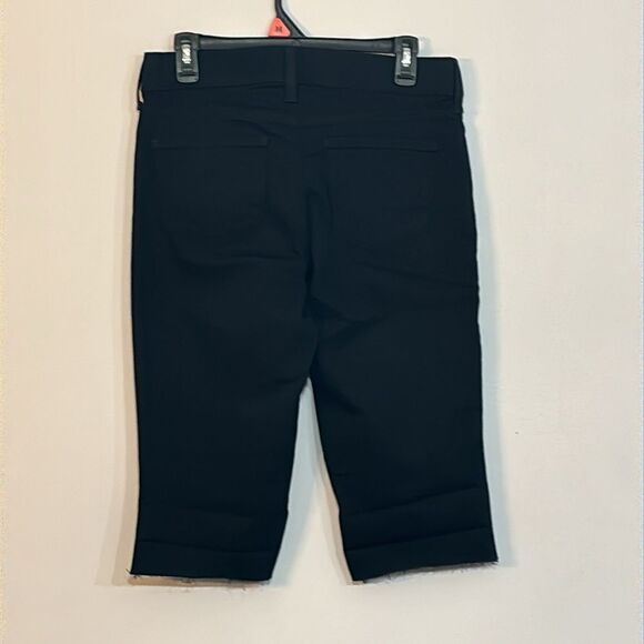 NYDJ | Marilyn Crop Black Denim Summer Capris JEAN - Picture 4 of 12